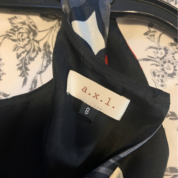 Gorgeous A.X.L. satin sheath dress - Picture 3 of 9